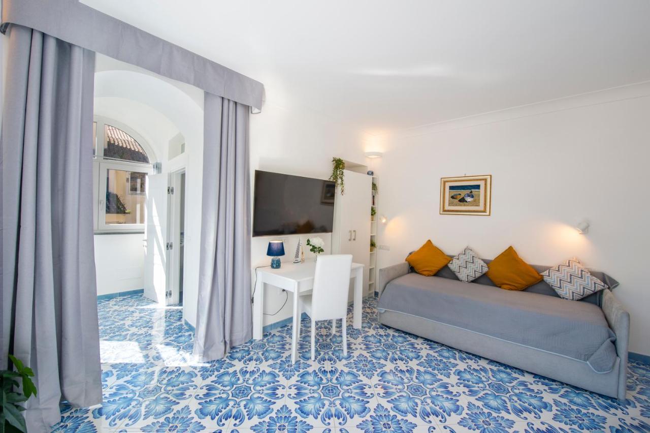 Casa Diodora, Costiera Amalfitana Apartment Maiori Bagian luar foto